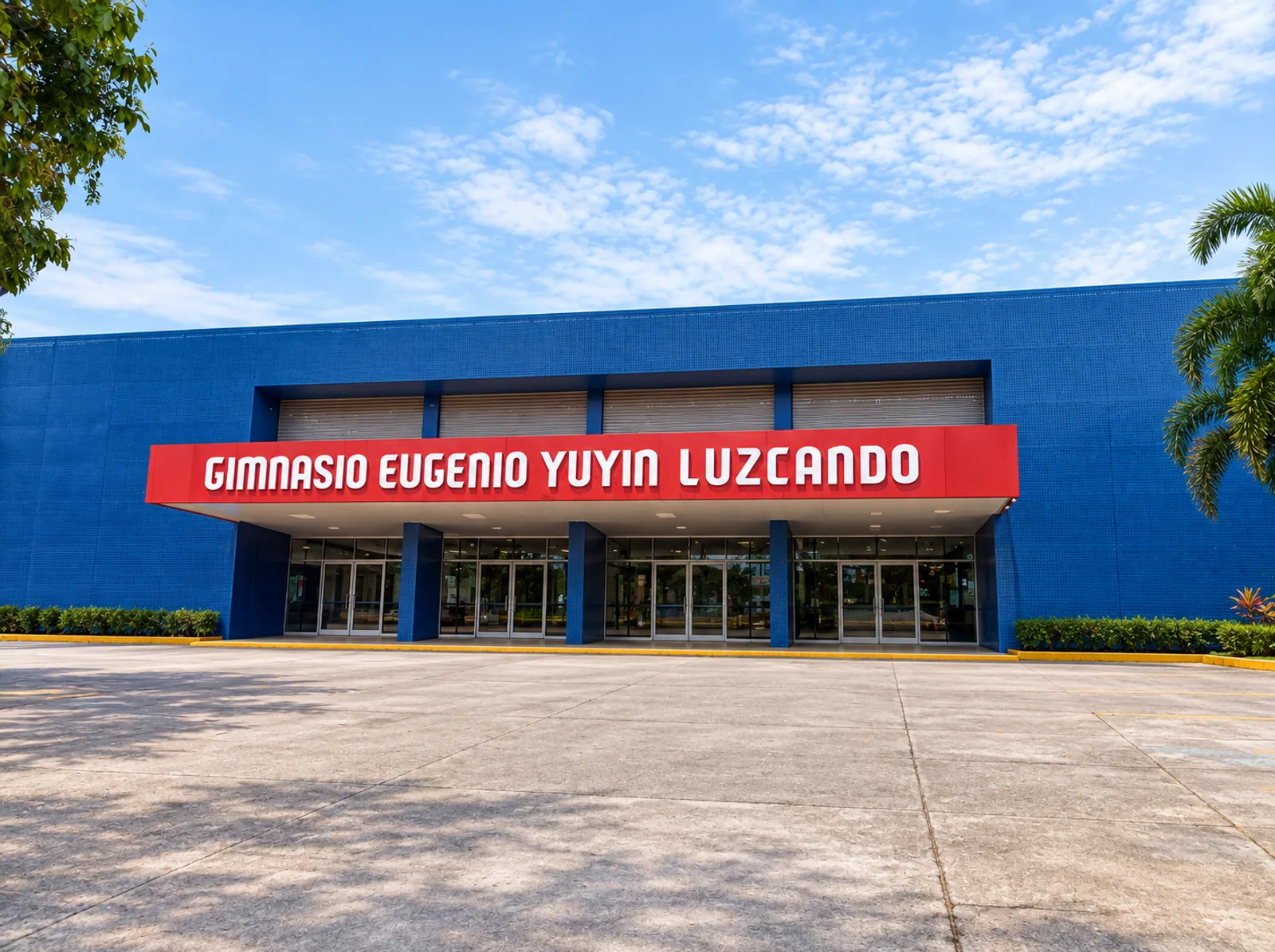 Interior de Gimnasio Yuyin Luzcando